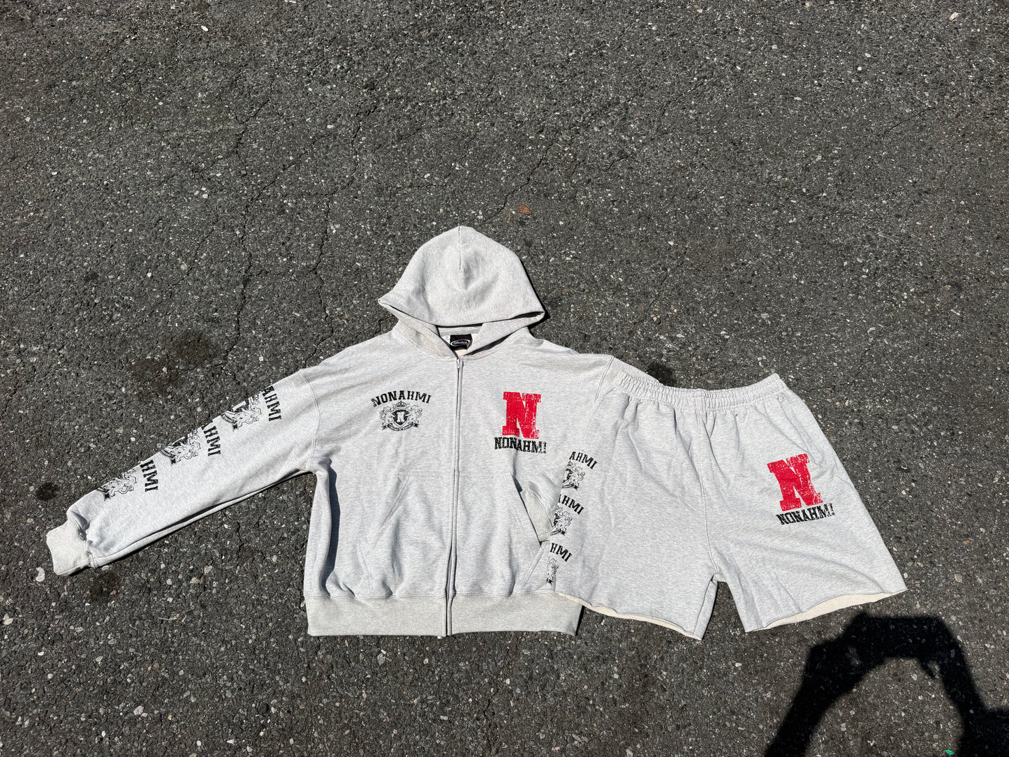 Nonahmi Collegiate set