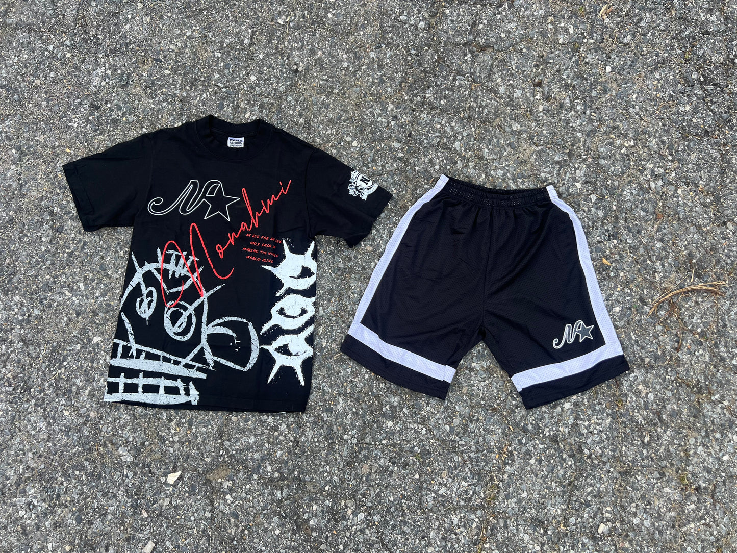 Nonahmi “eye for an eye” short set