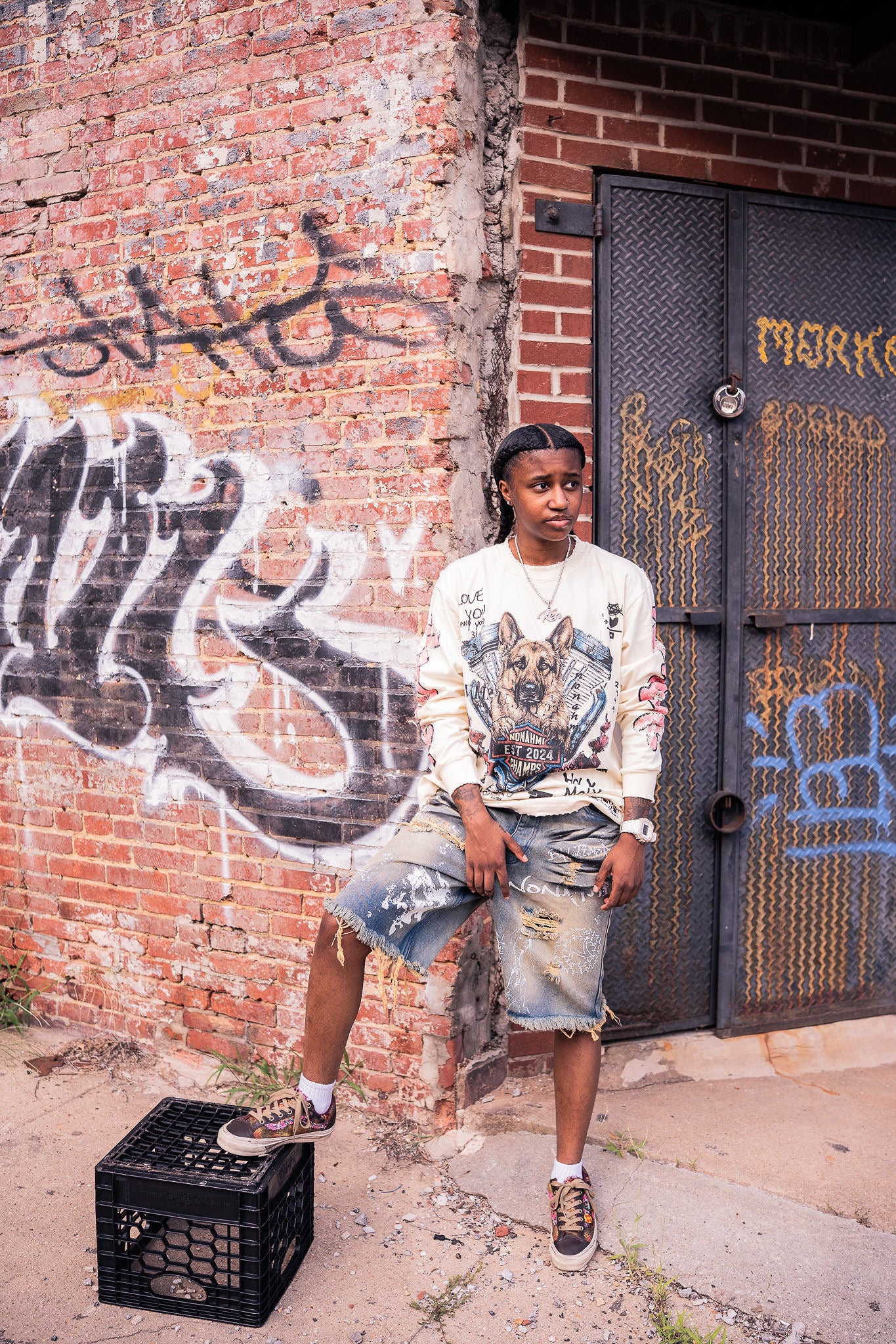 Nonahmi “Shepherds” longsleeve shirt with socks