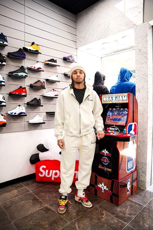 Essential Sweatsuit in Light Oatmeal