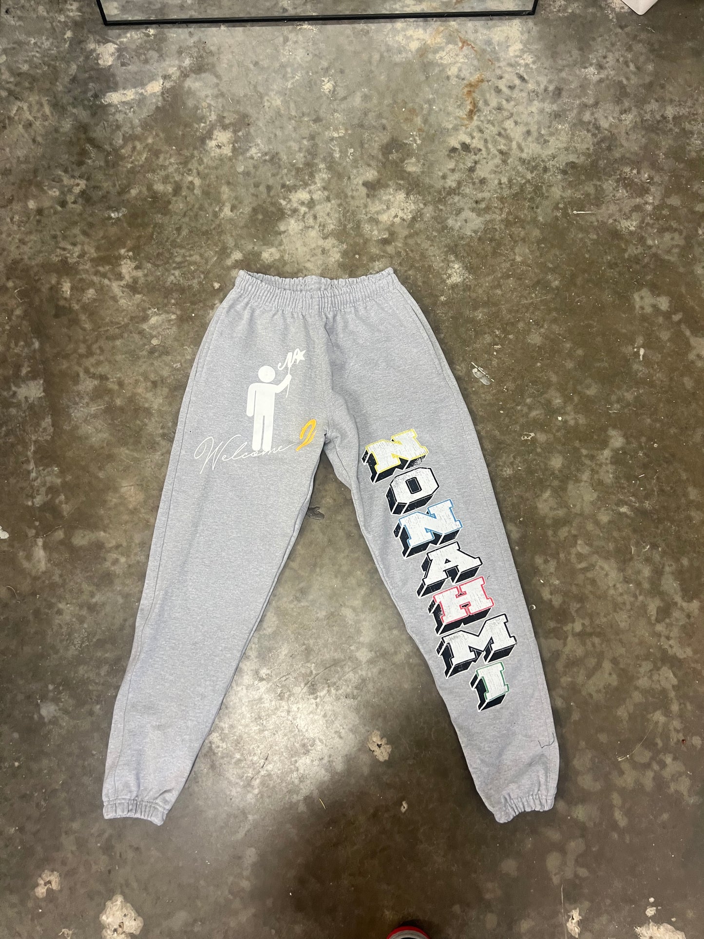 Nonahmi “Welcome 2 Nonahmi” 2.0 sweatpants in grey
