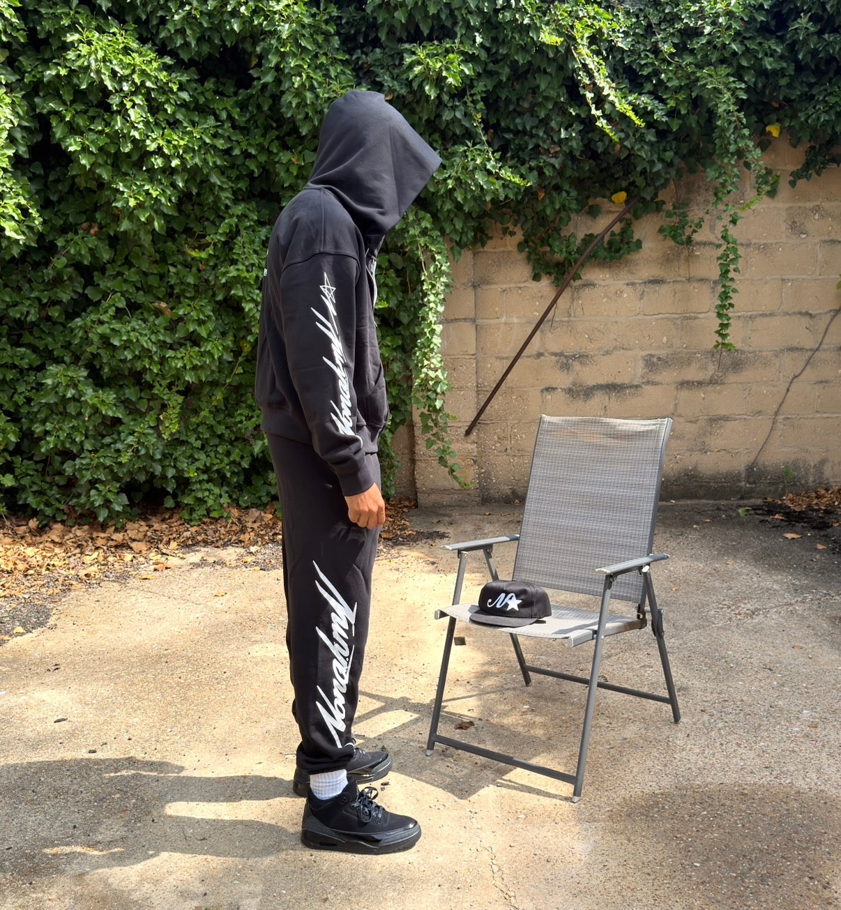 Nonahmi Script Sweatpants