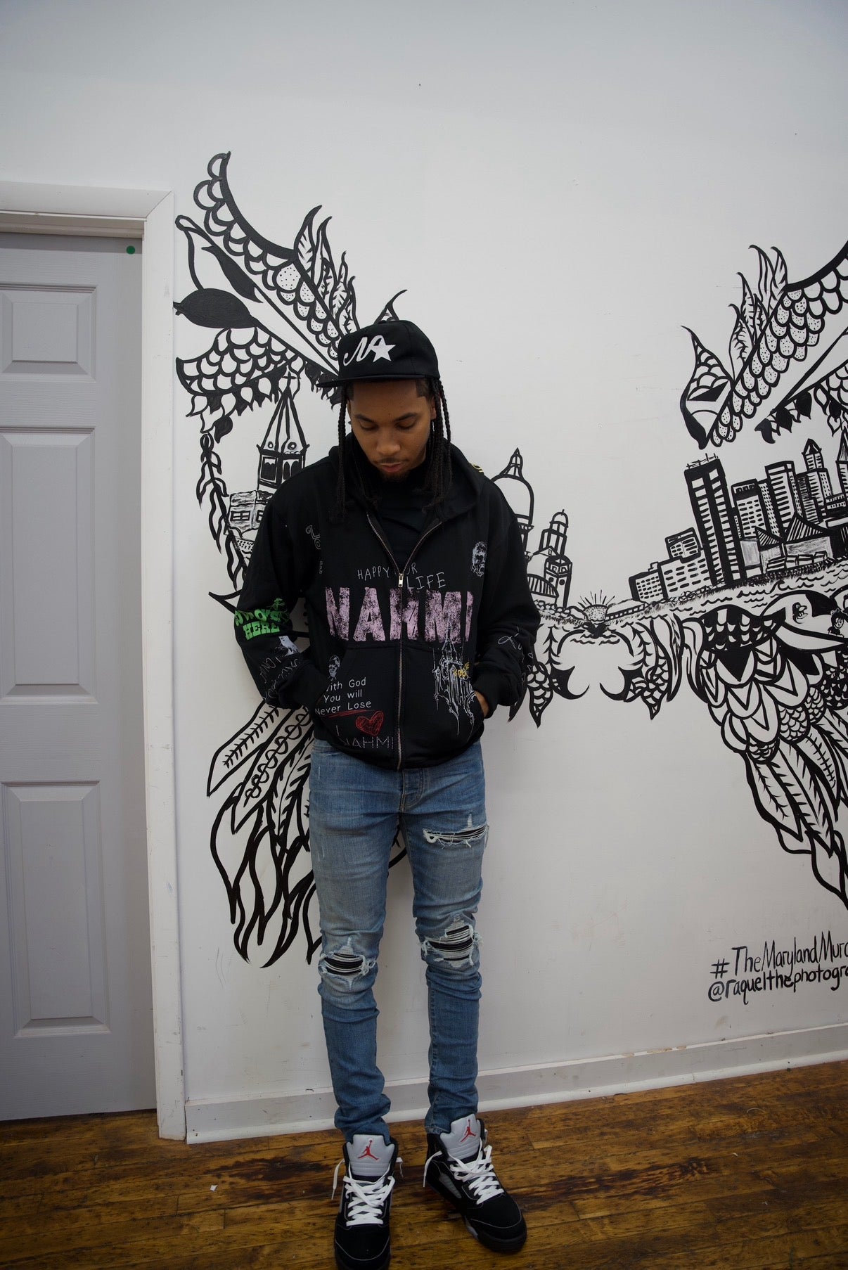 Nonahmi Chalk hoodie in black