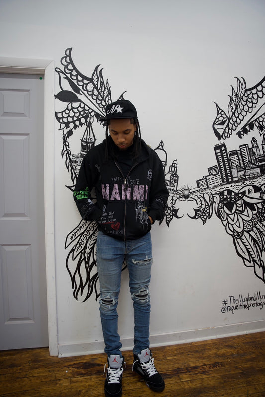 Nonahmi Chalk hoodie in black